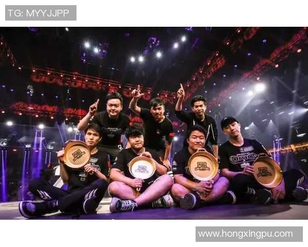 OMG鏖战WE巅峰对决燃爆赛场青春热血再掀电竞狂潮